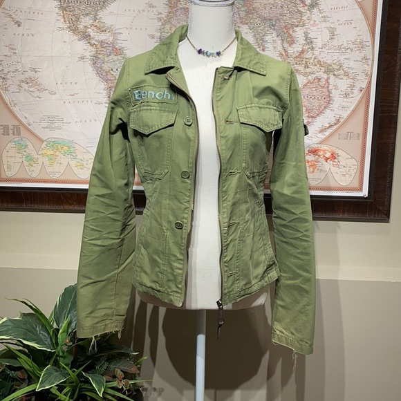 BENCH Vintage Jacket - Picture 4 of 15